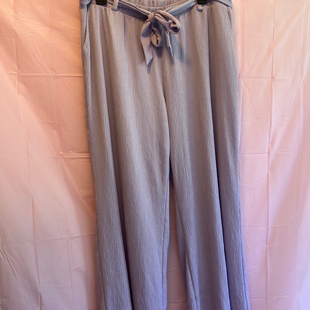 Light purple, textured pants